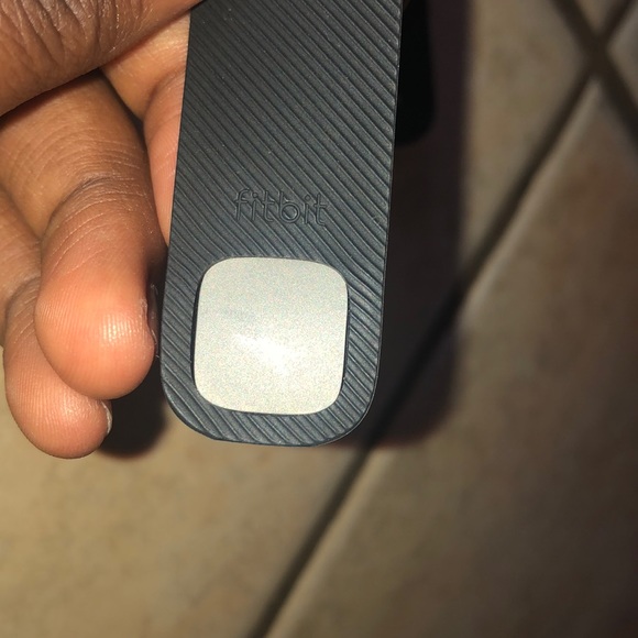 Fitbit - Picture 4 of 5